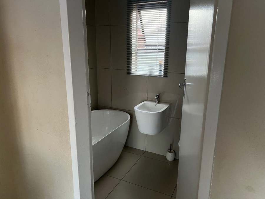 3 Bedroom Property for Sale in Mmabatho North West
